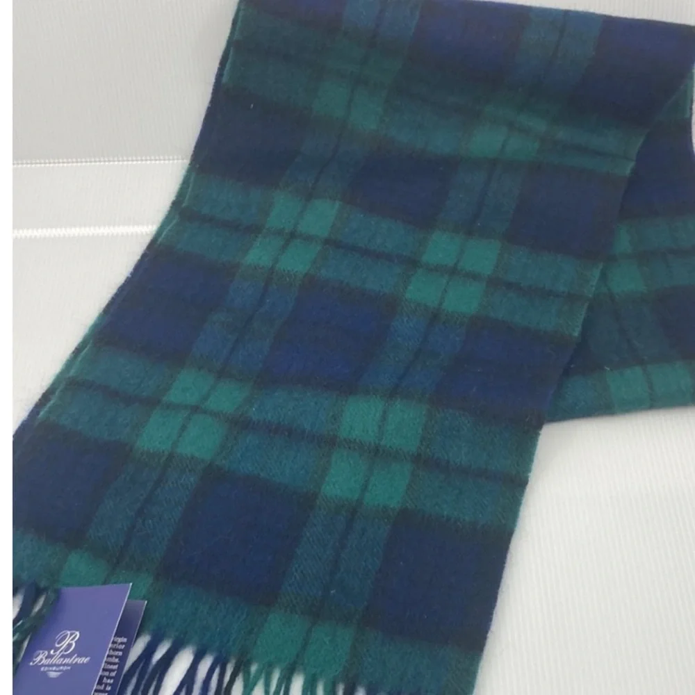 Lambswool Plaid Scarf